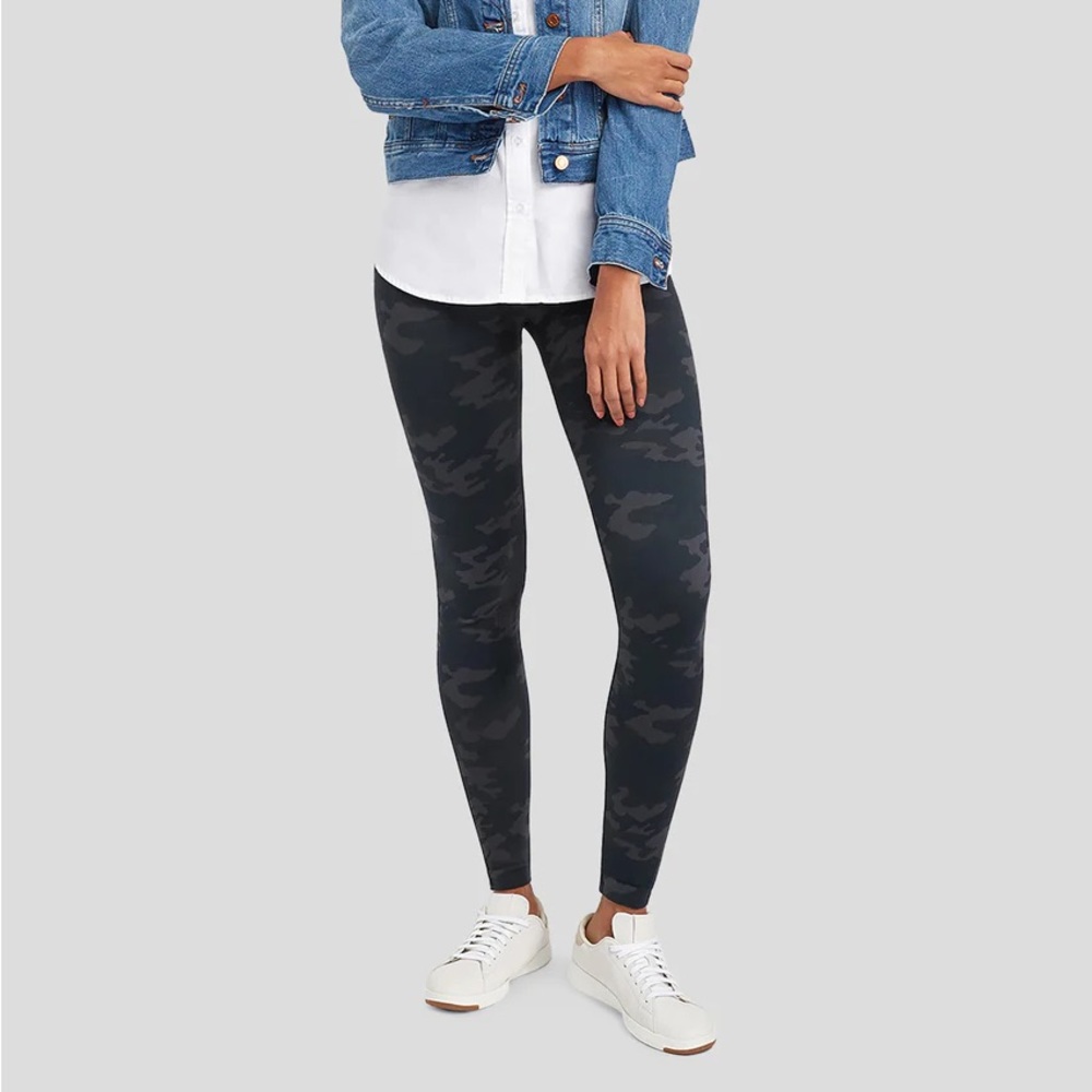 Spanx Ecocare Seamless Leggings
